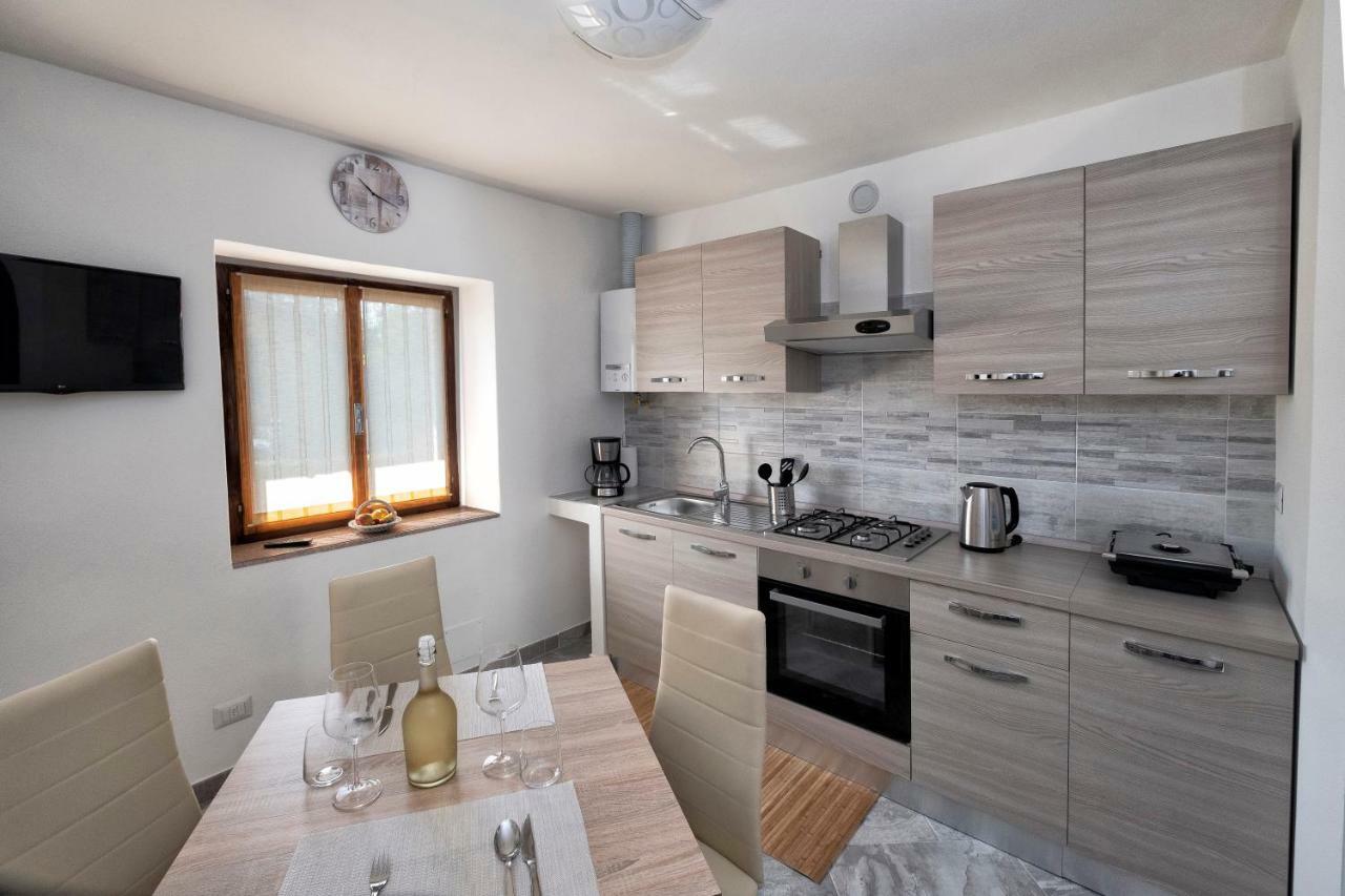 Ferienwohnung Casa Delle Rose Verbania Exterior foto